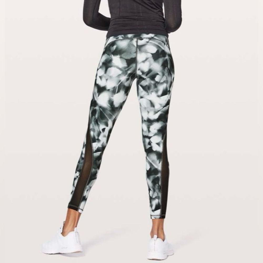 LULULEMON TRAIN TIMES LEGGINGS